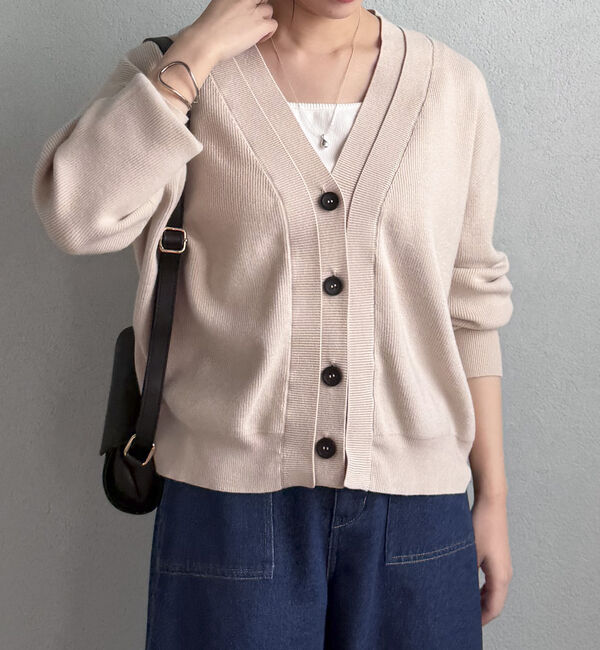 Doux archives「レイヤード風Ｖネックカーディガン」|カーディガン|GREIGE