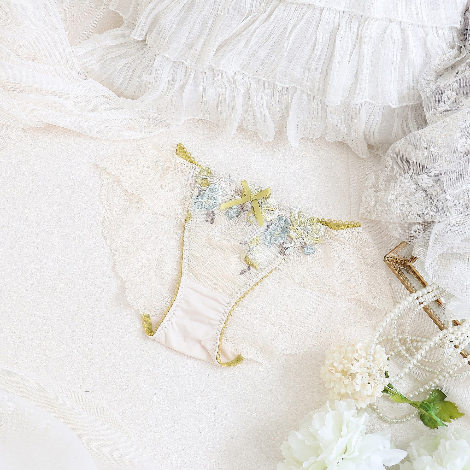 Risa Magli「セレスト レースショーツ」|インナー|イエロー(032)