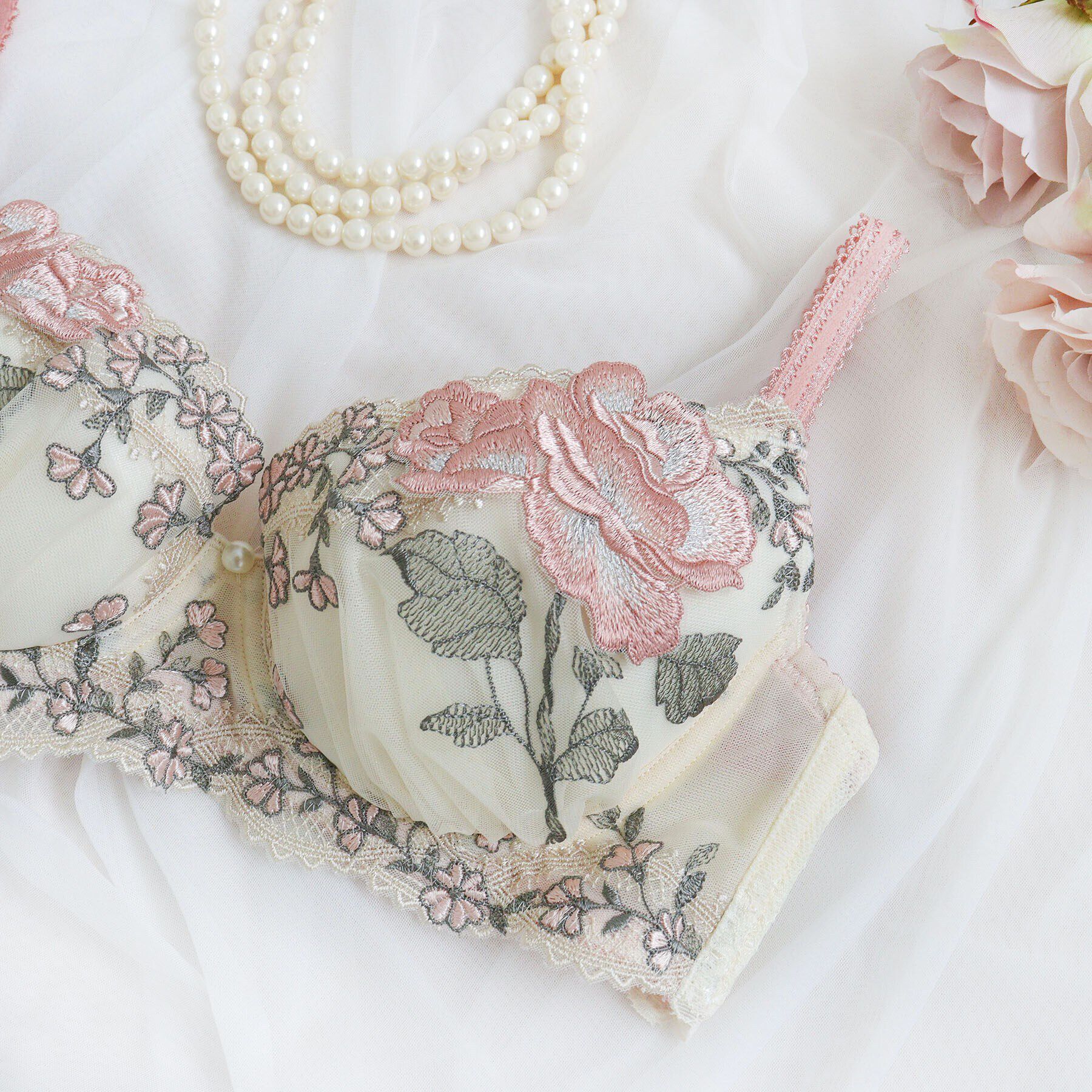 Risa Magli「フロリーナ ブラジャー（E-F）＜N Make Type＞」|インナー|