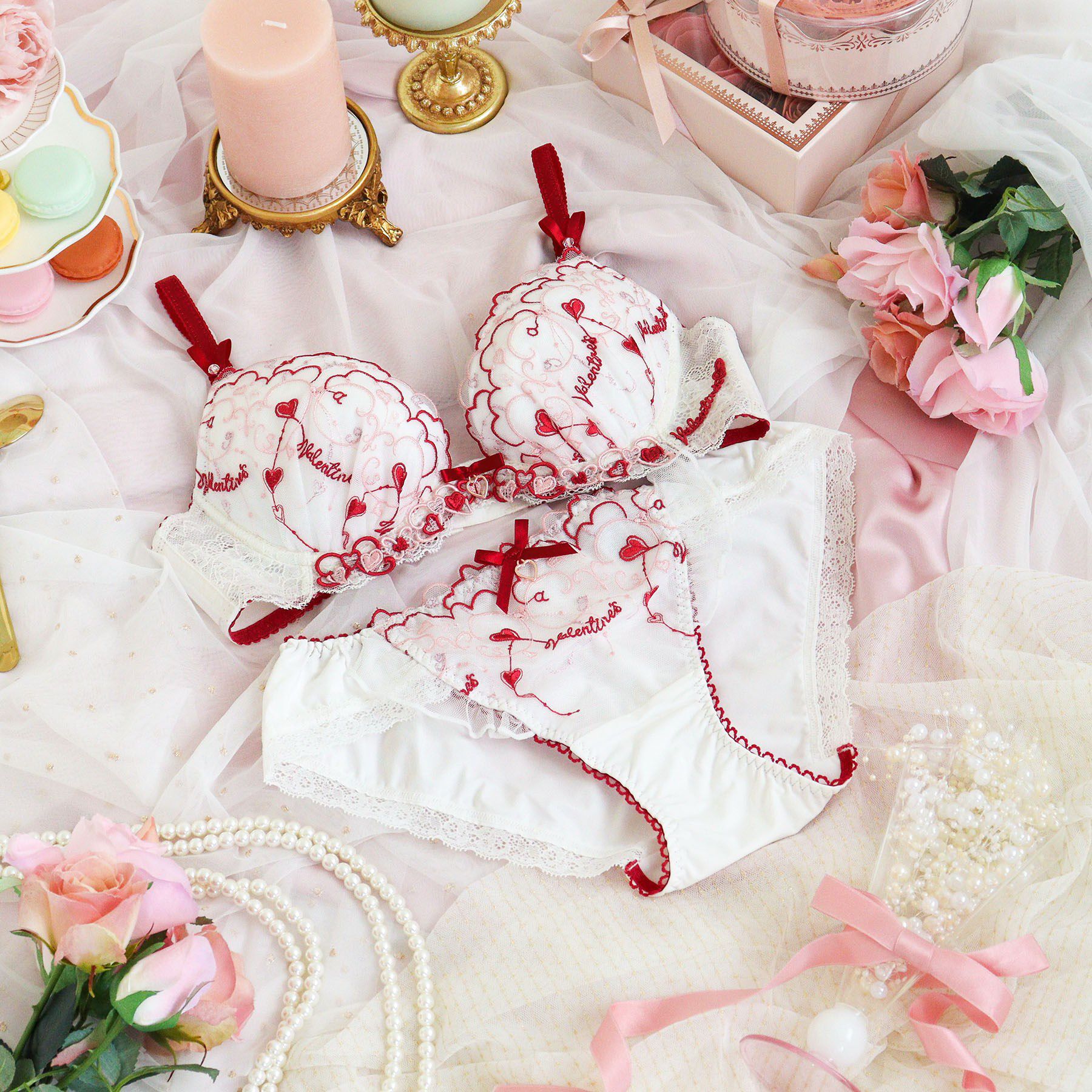 Risa Magli「ヘルティー ブラジャー (B-C) ＜リサマリミラクル谷間ブラ＞」|インナー|