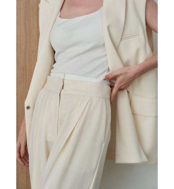 ELENDEEK「SQUARE NECK PAD TANK TOP」|タンクトップ|オフホワイト