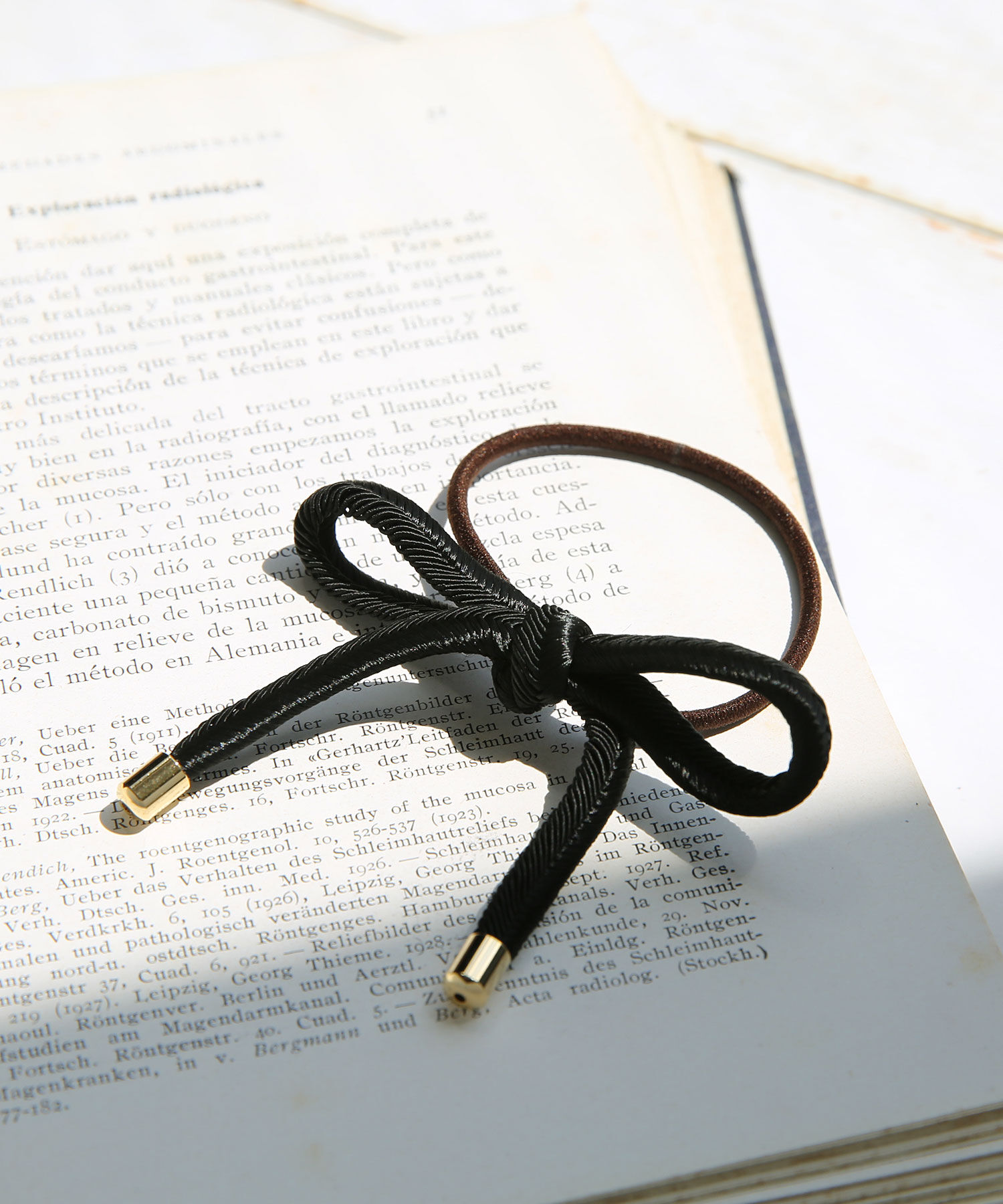 colleca la「ヘリンボーン コードリボンヘアゴム」|ヘアゴム・シュシュ|ブラック