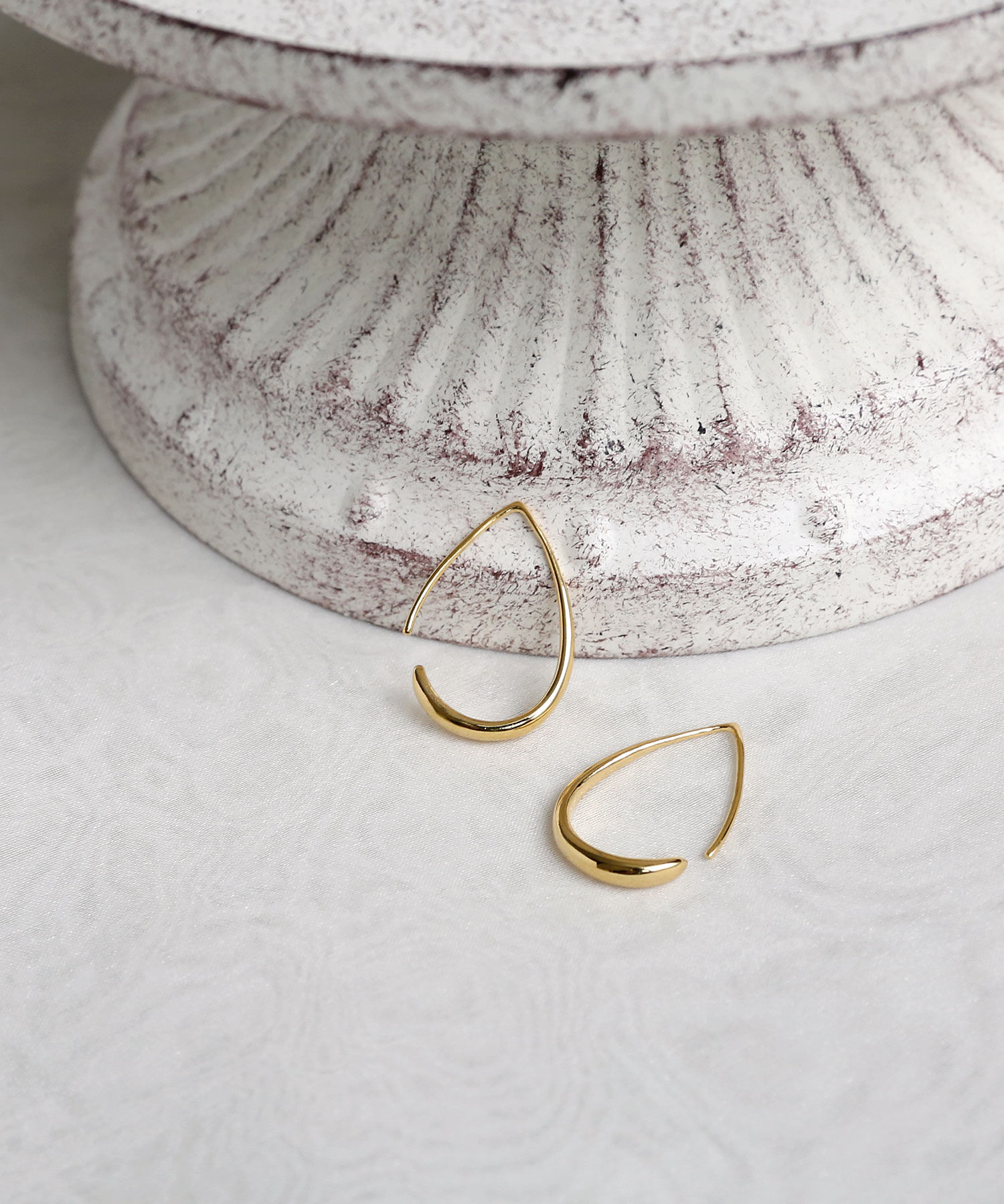 colleca la「[silver925]ドロップフックピアス〈金属アレルギー対応〉」|ピアス|ゴールド