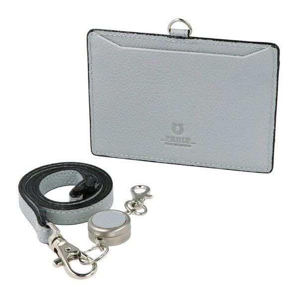 PEDIR「PEDIR(ペディール) ディアシュリンク 本革 リール付IDケース」|定期入れ|ライトブルー