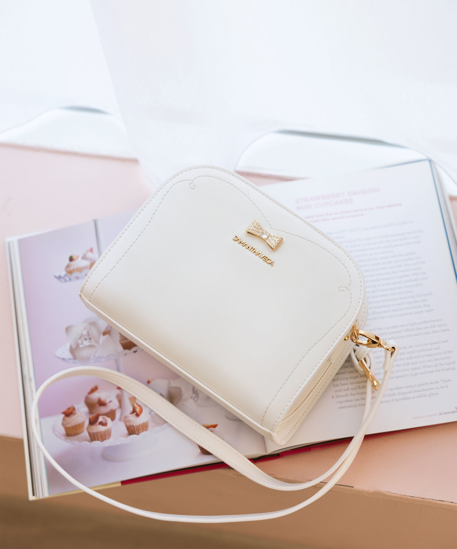 Samantha Vega「ビジューリボンショルダーバック」|ショルダー・メッセンジャー|