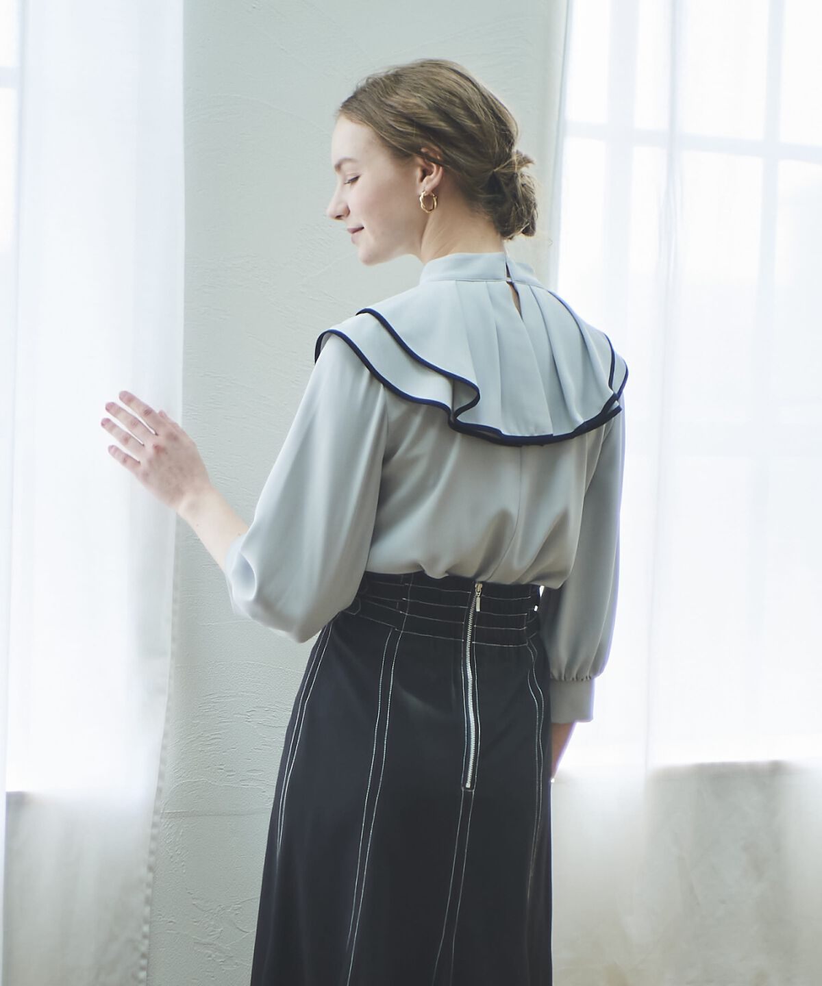 アンドクチュール「配色フリルケープブラウス」|シャツ・ブラウス|