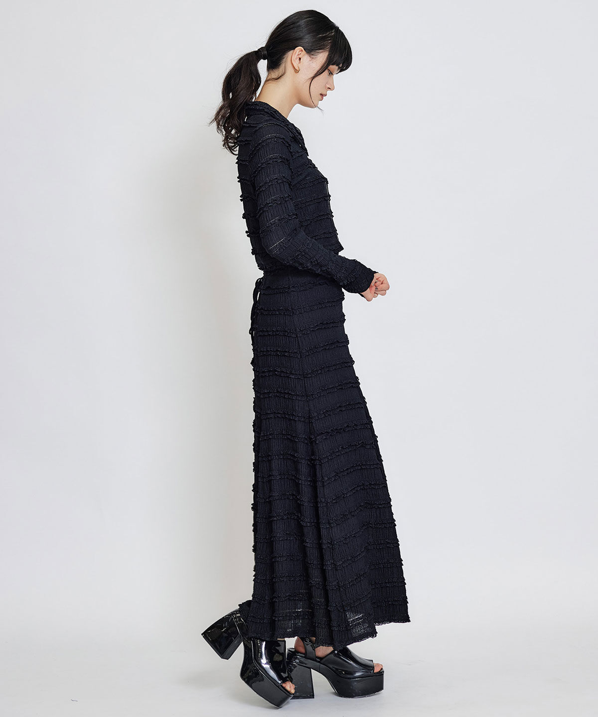 REDYAZEL「ミニフリルZIPブラウス&times;ミニフリルフレアロングスカートセットアップ」|ワンピース|