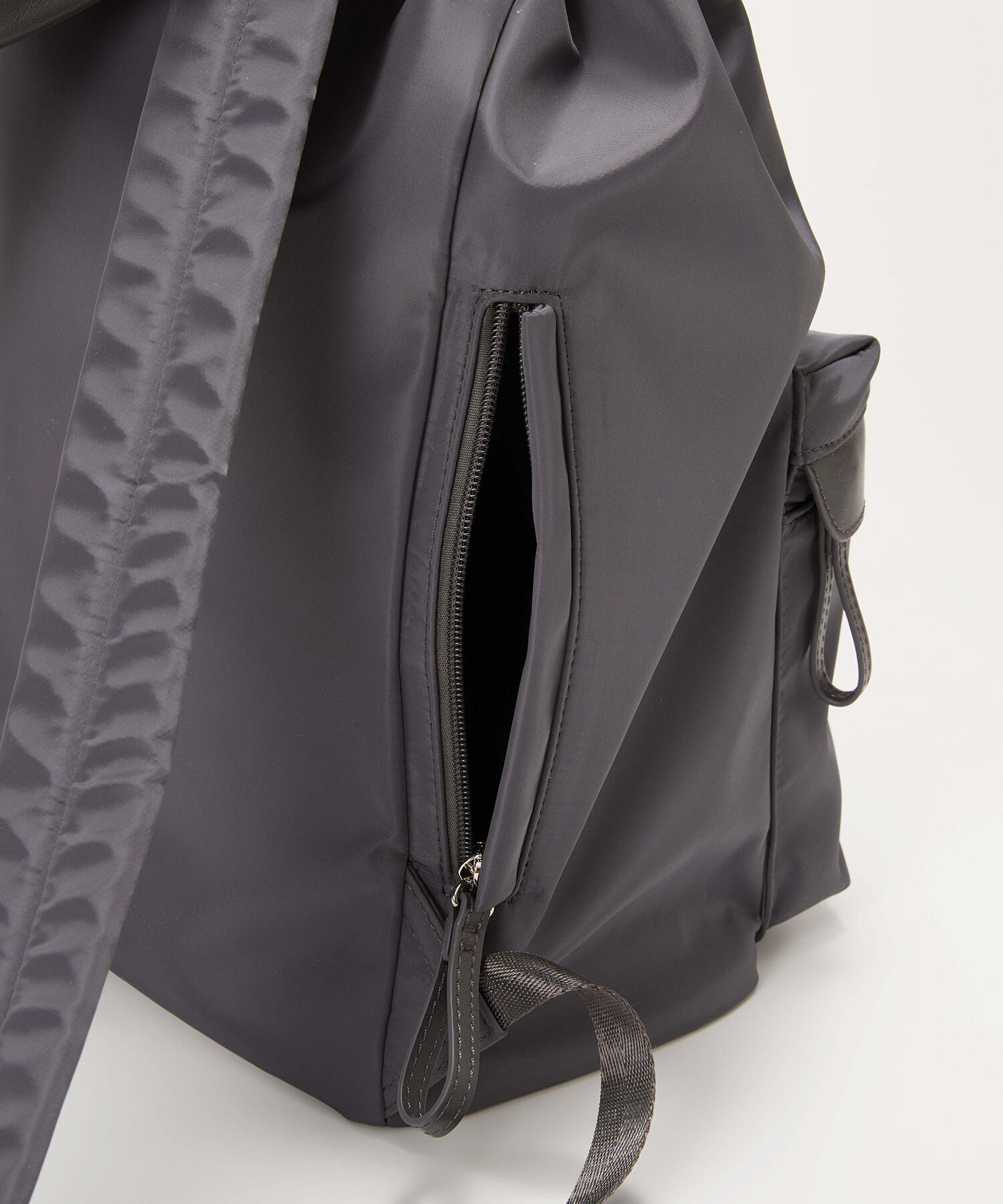 TOPKAPI TREASURE「【TREASURE TOPKAPI】ナイロン ドロスト シンプル リュック」|リュック|