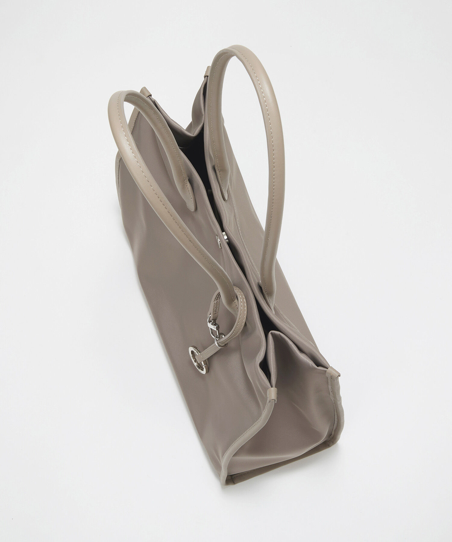 TOPKAPI BREATH「【Breath TOPKAPI】PRIM プリム ナイロン スクエア トートバッグ チャーム付き　A4/ 軽量 」|トートバッグ|