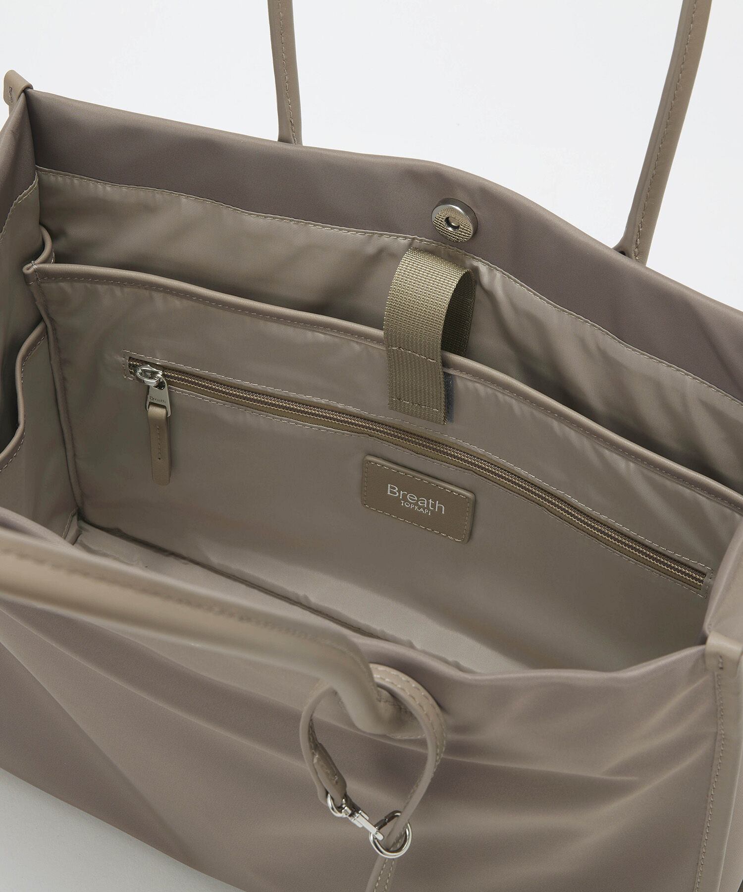 TOPKAPI BREATH「【Breath TOPKAPI】PRIM プリム ナイロン スクエア トートバッグ チャーム付き　A4/ 軽量 」|トートバッグ|