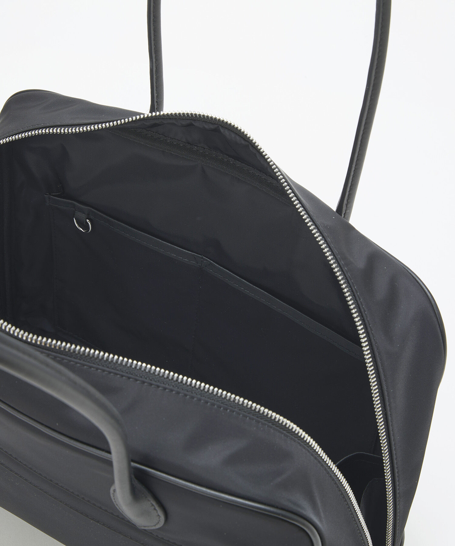 TOPKAPI BREATH「【Breath TOPKAPI】PRIM プリム ナイロン ラウンドスクエア トートバッグ チャーム付き　A4 / 軽量」|トートバッグ|