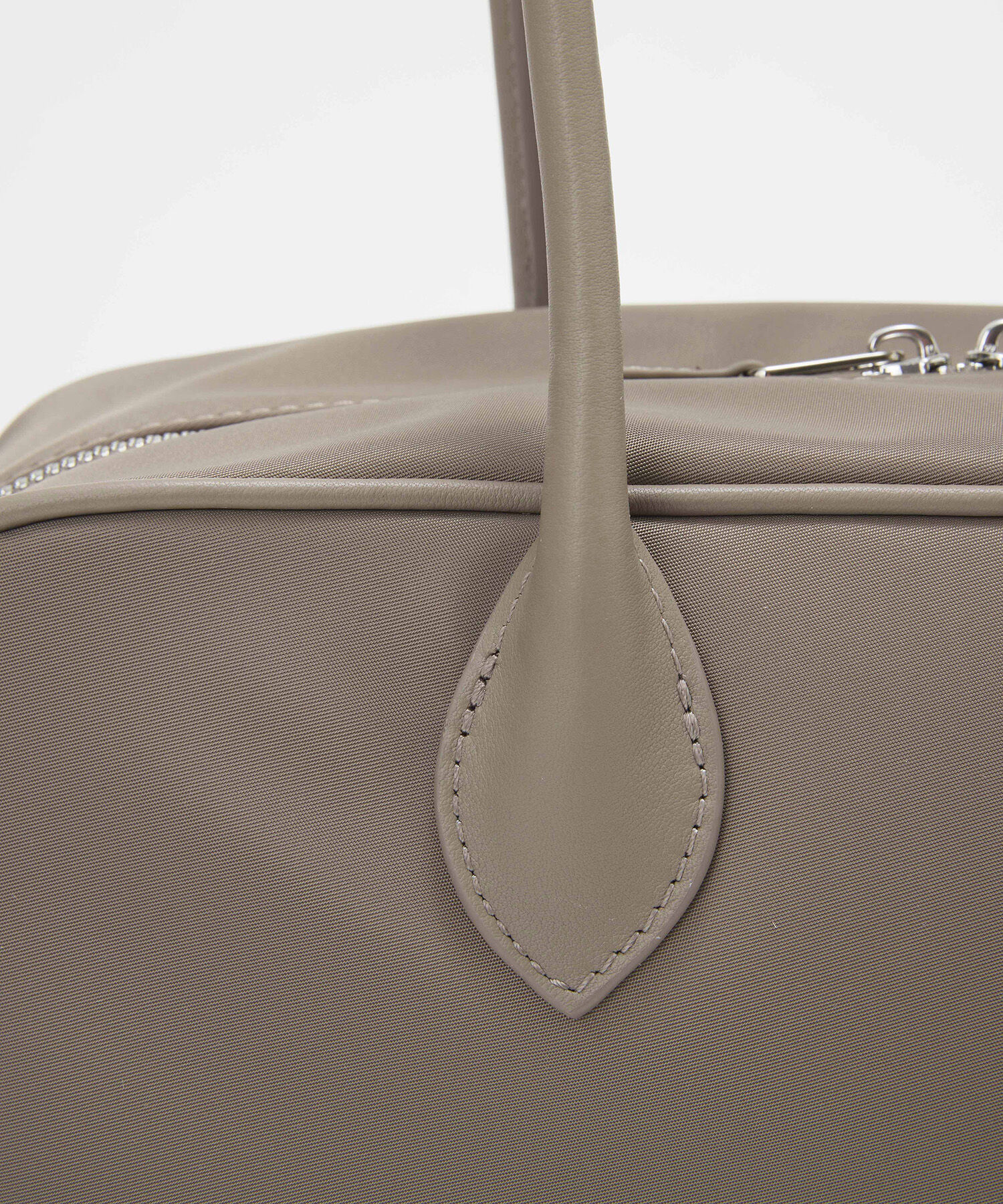 TOPKAPI BREATH「【Breath TOPKAPI】PRIM プリム ナイロン ロングハンドル  トートバッグ チャーム付き」|トートバッグ|