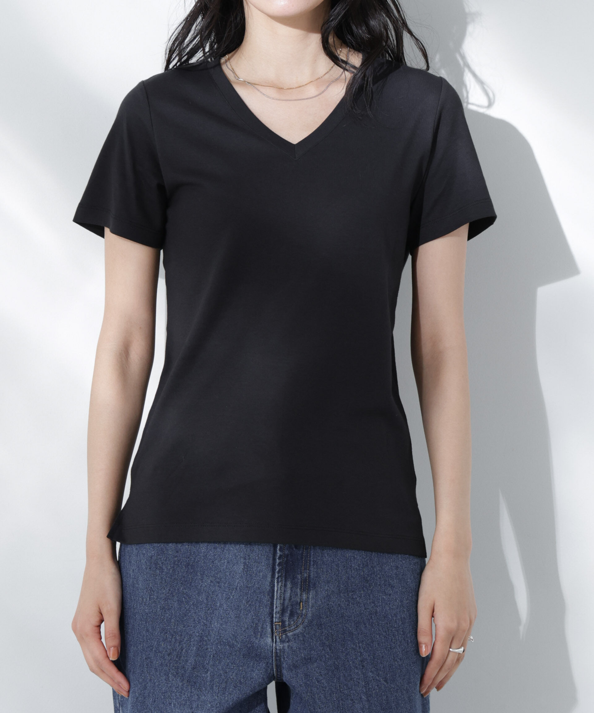 nano･universe「Anti Soaked(R) 汗染み防止VネックTシャツ」|Tシャツ・カットソー|