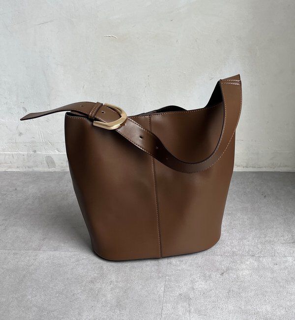  「【WEB限定】ビッグバックルバケツショルダー」|トートバッグ|