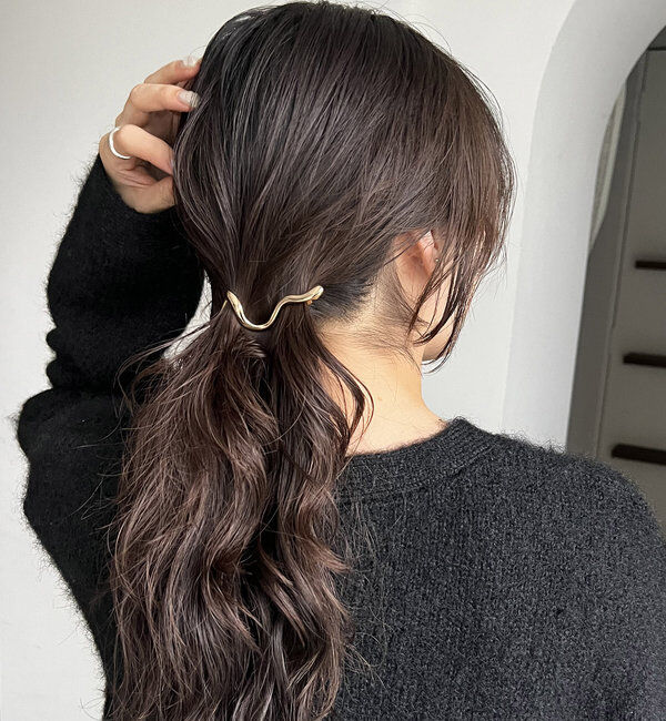  「〈GOLDY/ゴールディ〉カーブラインスリムバレッタ」|リング|