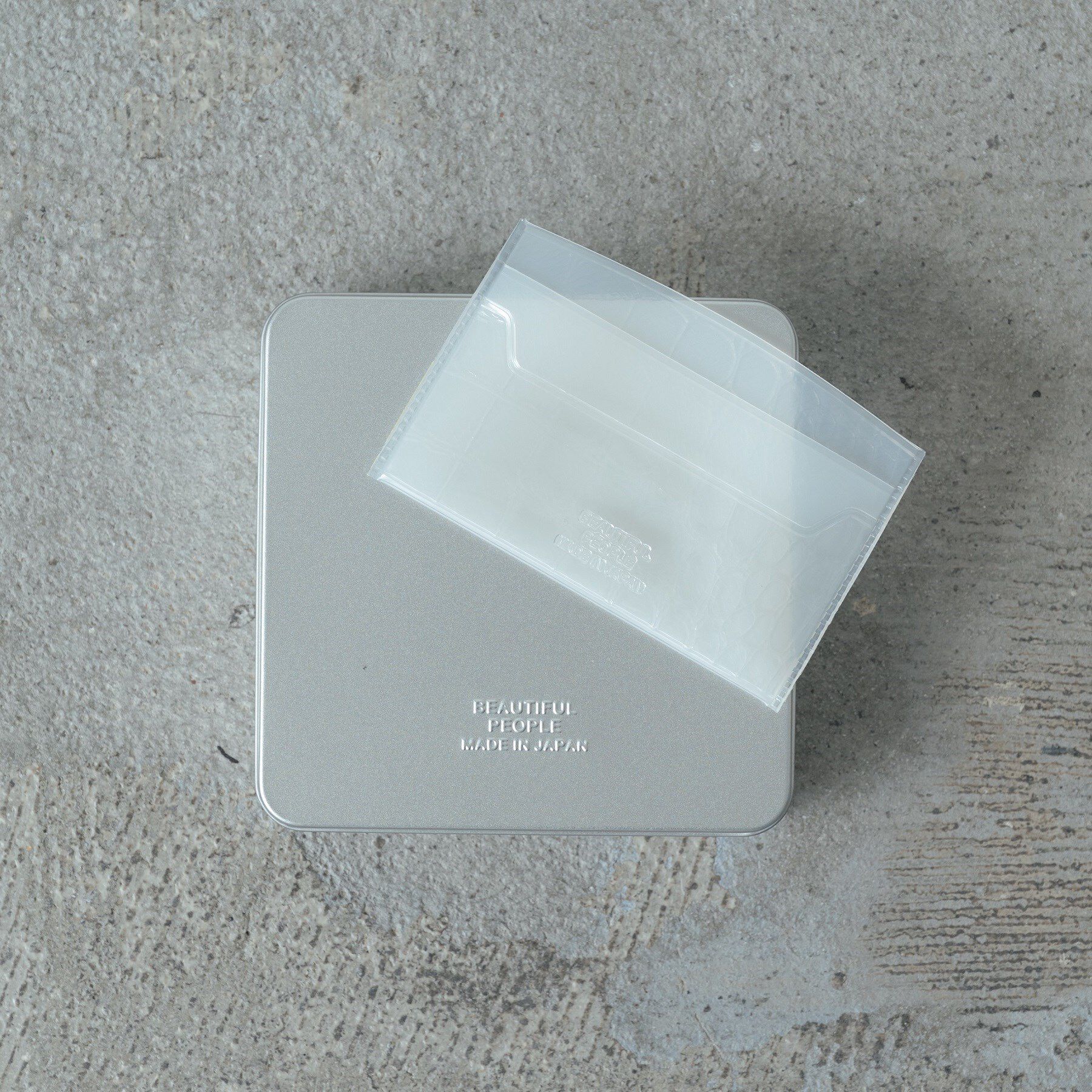 GALLEST「【beautiful people】nothing to hide vinyl card case」|その他|ホワイト(001)