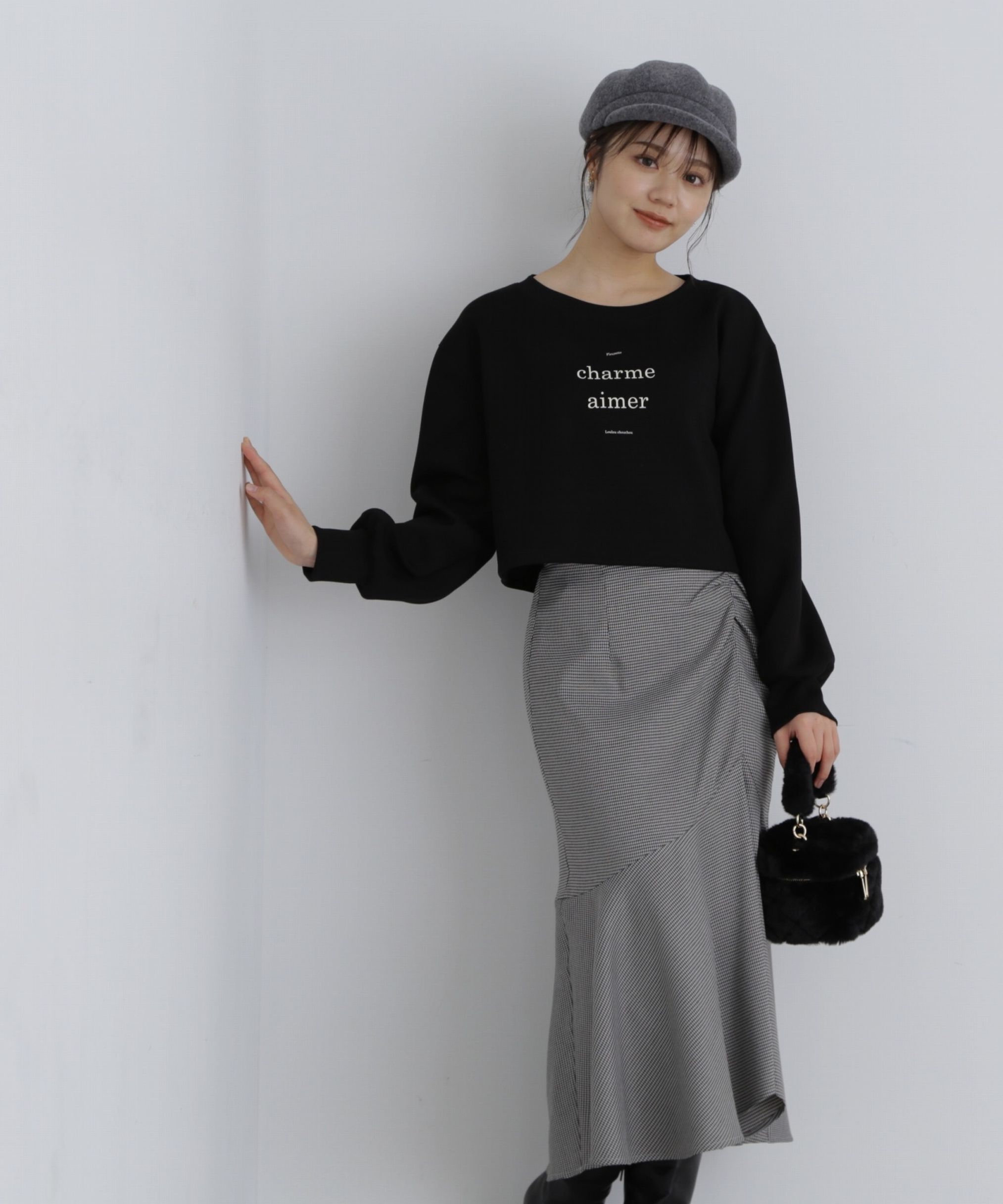 PROPORTION BODY DRESSING「ロゴデザインショート丈プルオーバー」|Tシャツ・カットソー|