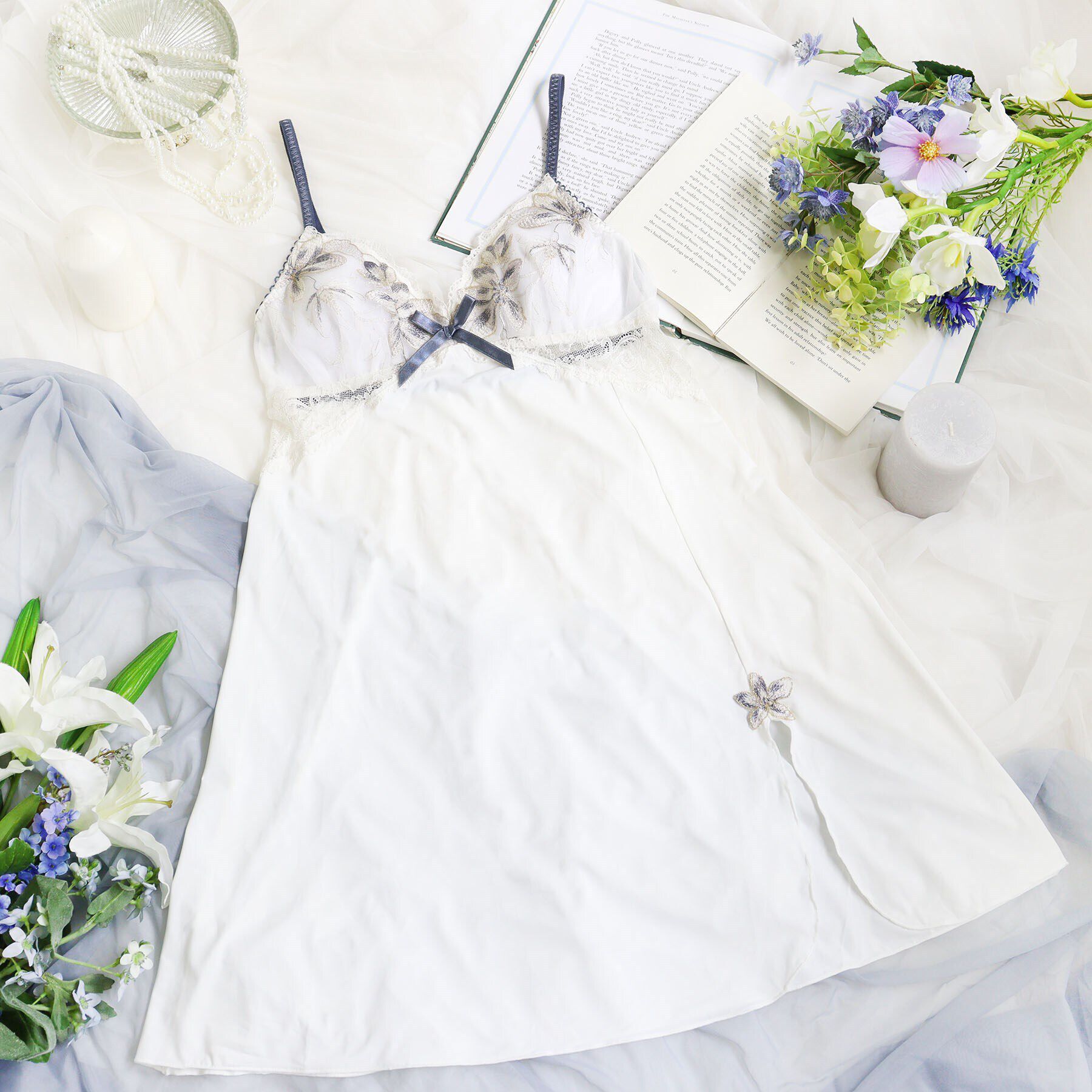 Risa Magli「イレーナ カップ付スリップ」|キャミソール|アイボリー(004)