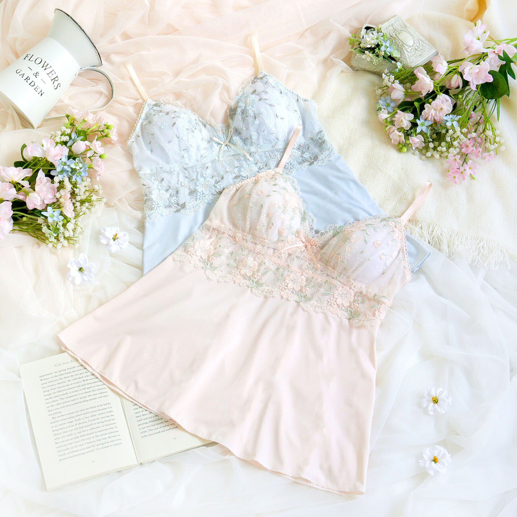 Risa Magli「シュクリエ カップ付キャミソール」|キャミソール|