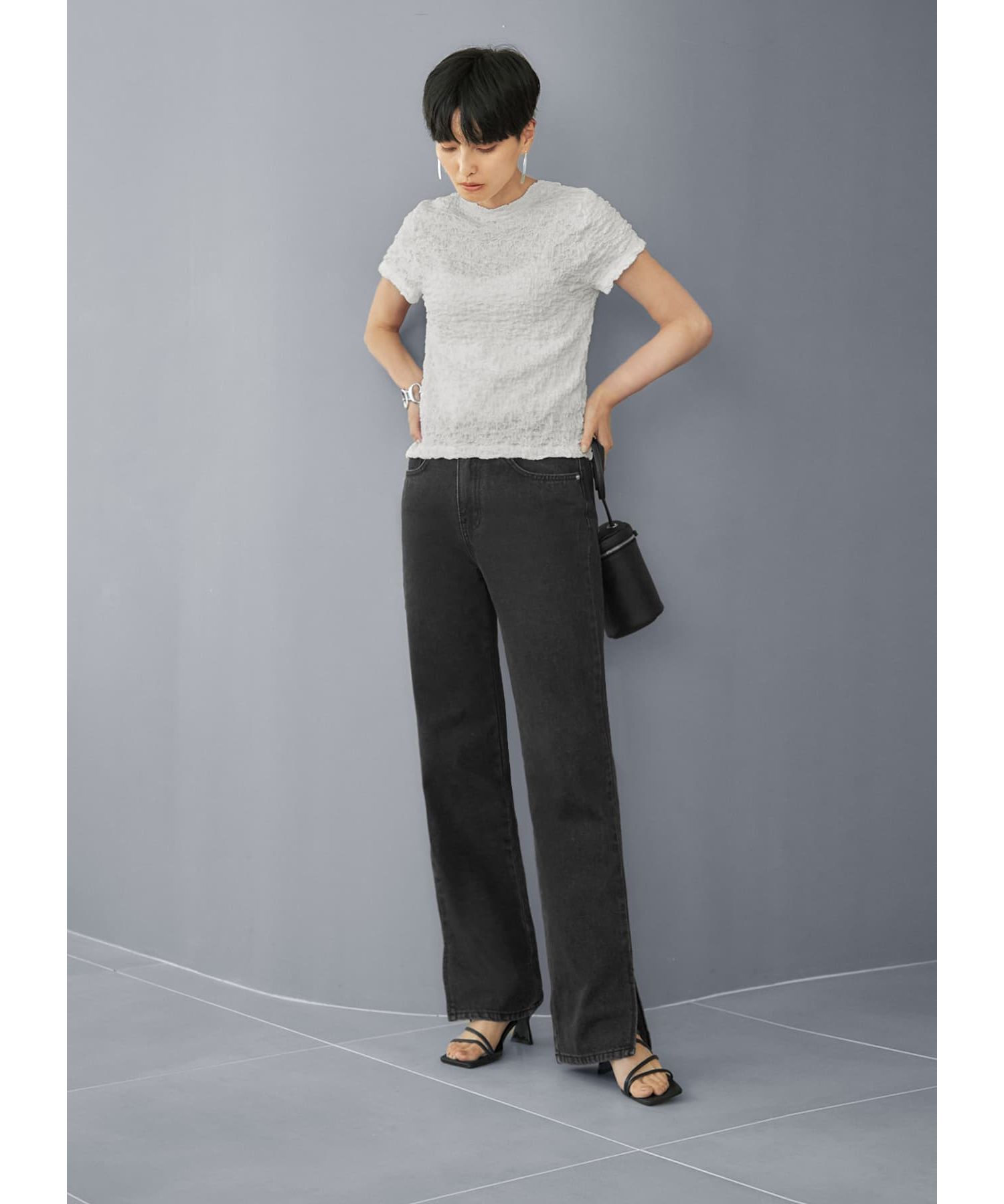 STYLE DELI「裾スリットブラックストレートデニム」|デニム|