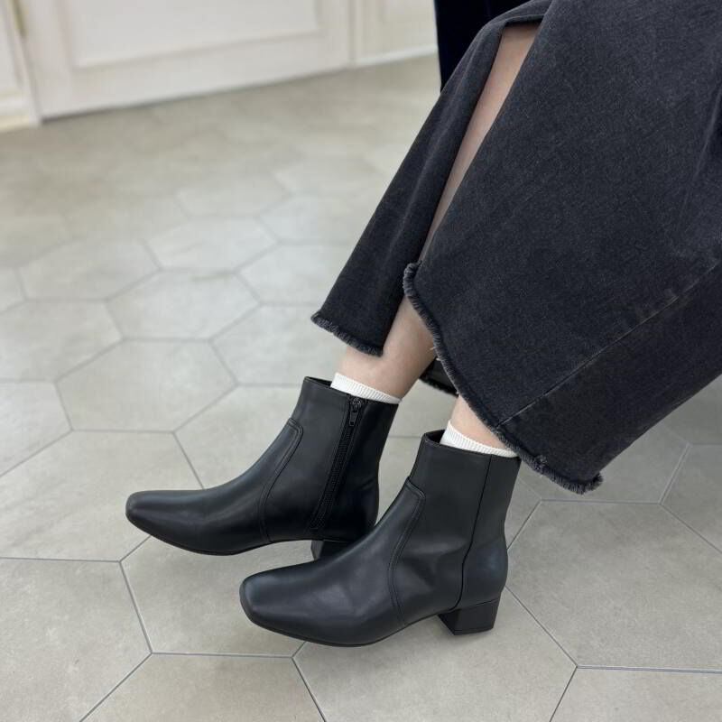 WA Oriental TRaffic「【 防寒 】スクエアトゥ プレーン ショートブーツ /32401 中敷き起毛 ＆ クッション」|ショートブーツ|BLACK