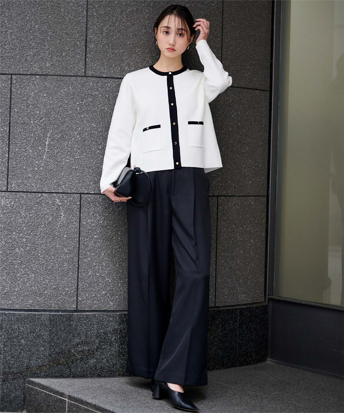 ur's「ゴールド釦ポケットデザインニットジャケット」|ニット・セーター|