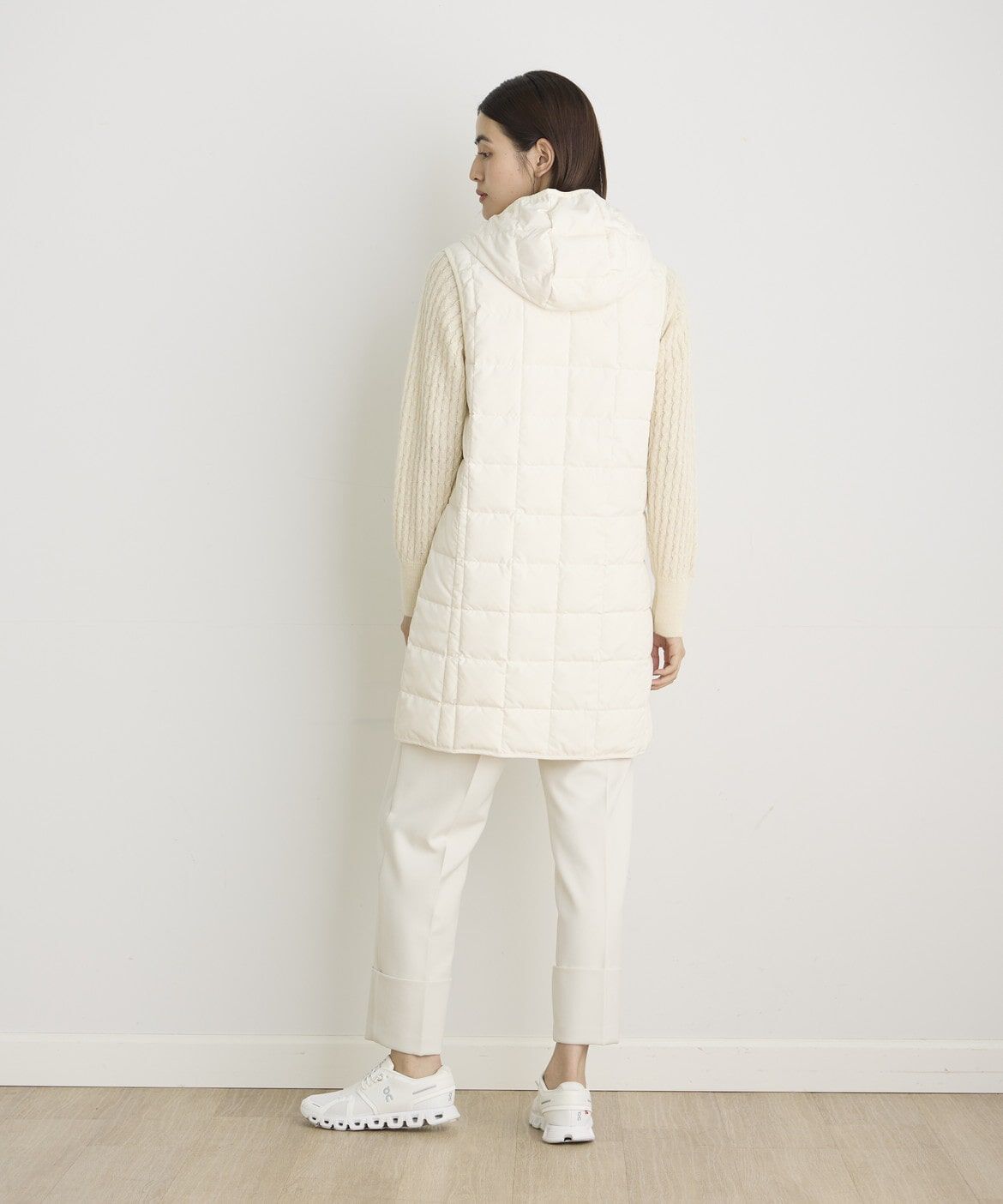 DAY by DAY it&rsquo;s international「ロングフードダウンベスト《TAION &amp; LIMONTA EAST》 」|ダウン|