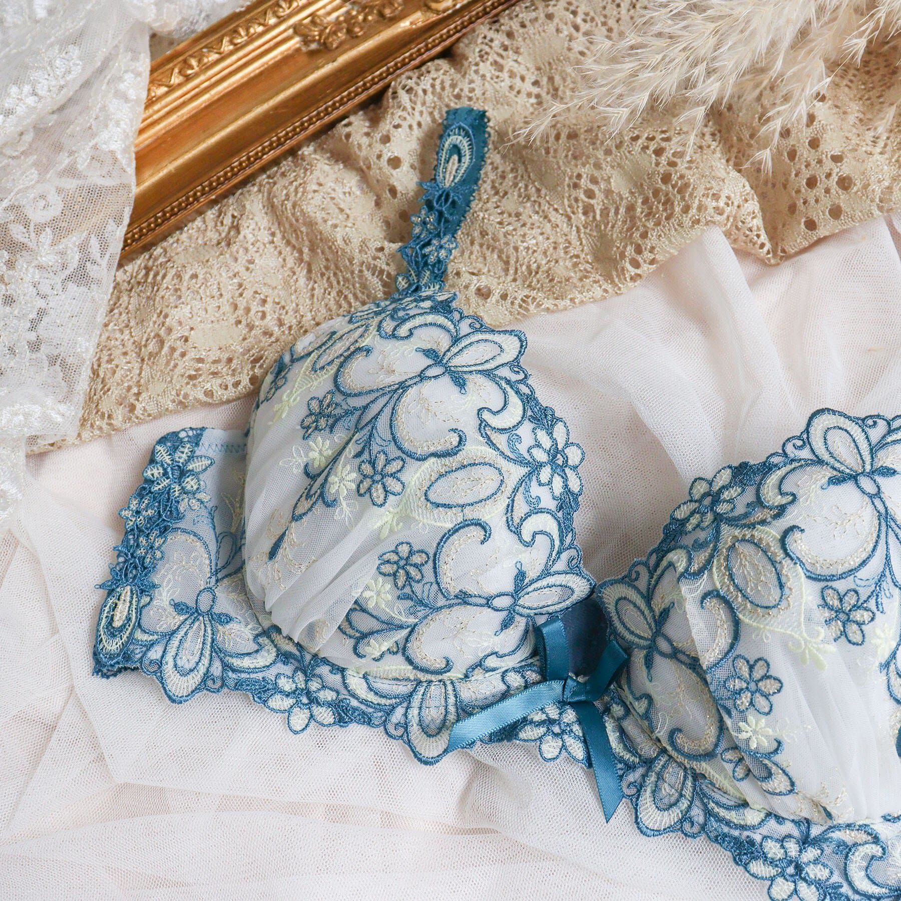 Risa Magli「スカイラー ブラジャー（E-F）＜V Make Type＞」|インナー|