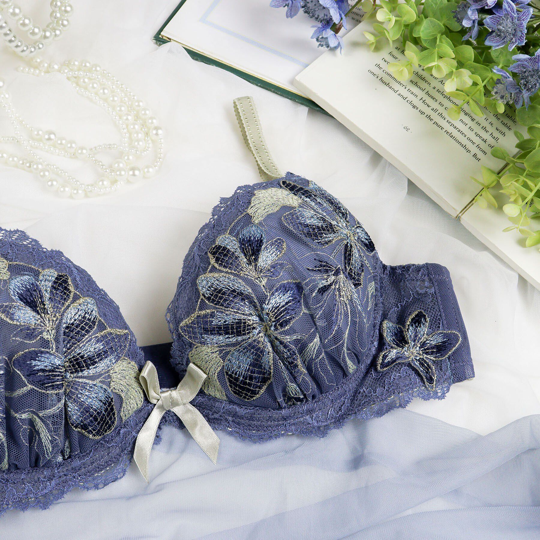 Risa Magli「イレーナ ブラジャー（E-F）＜リサマリ ミラクル谷間ブラ＞」|インナー|