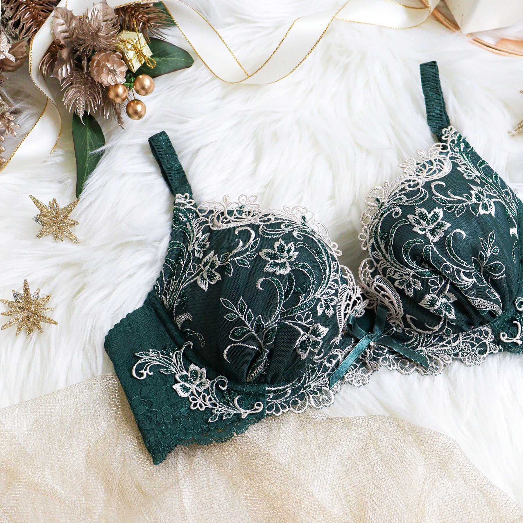 Risa Magli「アンシェラ ブラジャー（B-D）＜V Make Type＞」|インナー|