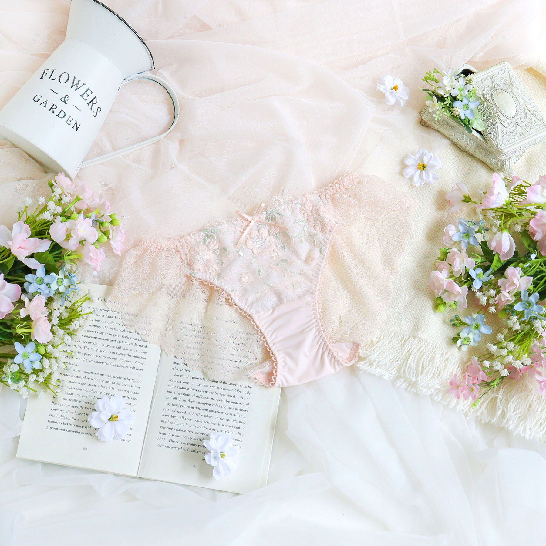 Risa Magli「シュクリエ レースショーツ」|インナー|ピンク(071)