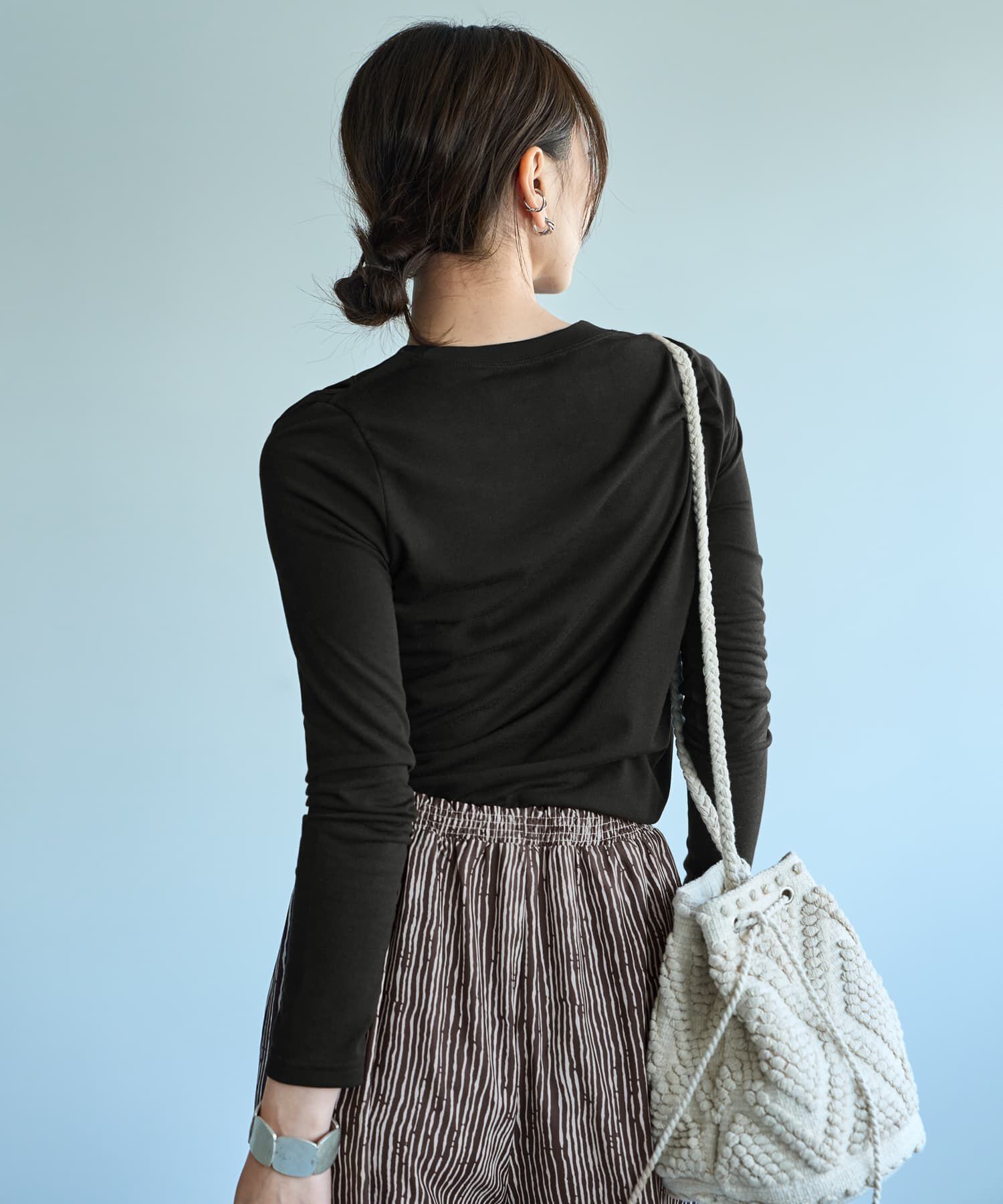 STYLE DELI「薄手で柔らかい片側肩あきカットソートップス」|Tシャツ・カットソー|