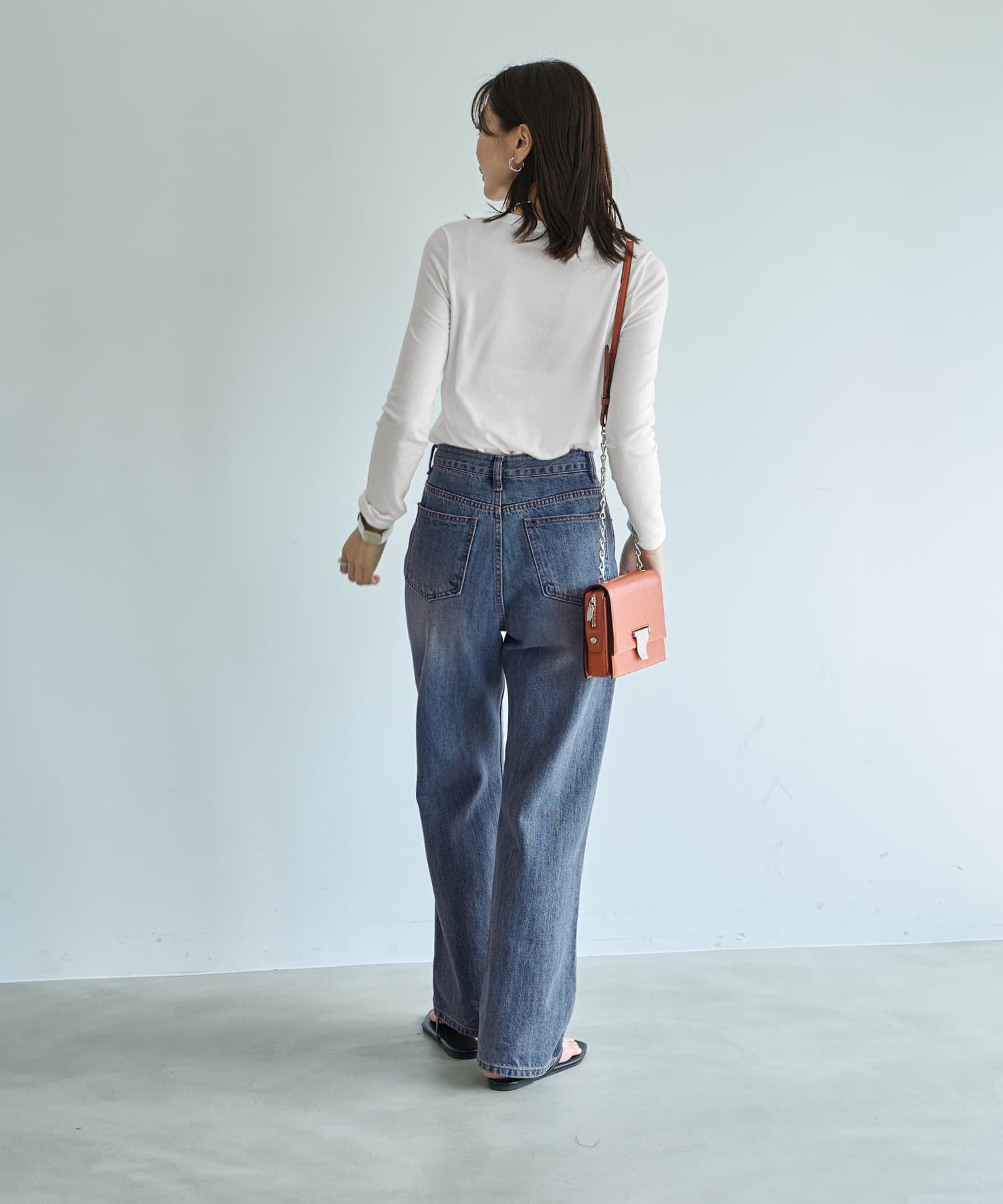 STYLE DELI「薄手で柔らかい片側肩あきカットソートップス」|Tシャツ・カットソー|