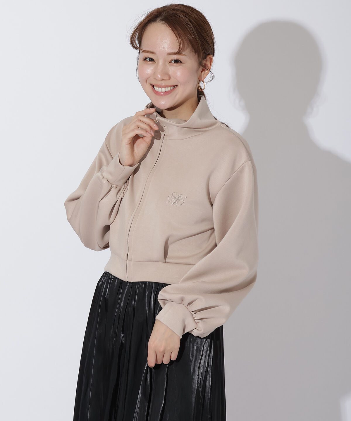 アンドクチュール「刺繍入りZIPカーデプルオーバー」|カーディガン|