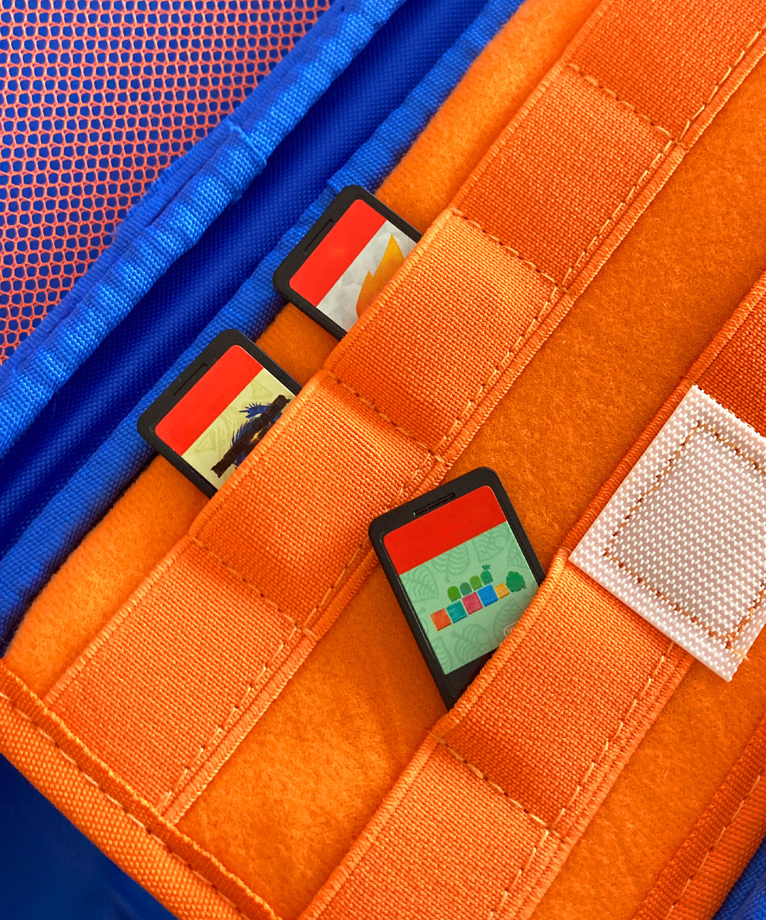 fungoofun「【WEB限定】EVAゲーム機ケース/G-0023」|ハンドバッグ|