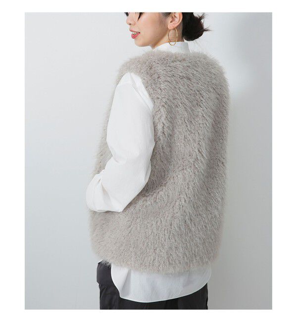 Demi-Luxe BEAMS 「ウェイビー フェイクファー ジレ」|ダウン|