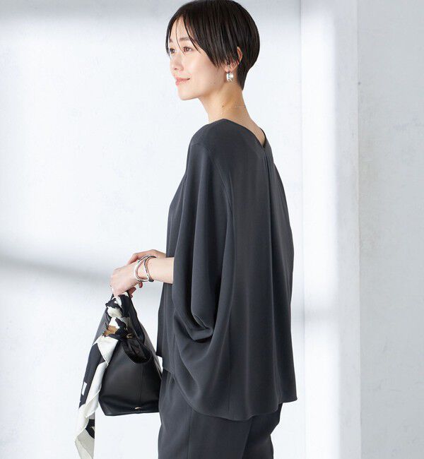 SHIPS for women「〈接触冷感 / 手洗い可能〉アセテート混 バック サテン ドルマン ブラウス」|シャツ・ブラウス|