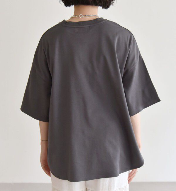 quaranciel「quaranciel:〈接触冷感/汗染み防止加工/洗濯機可能〉ラウンドヘム クルー ビッグ TEE」|Tシャツ・カットソー|