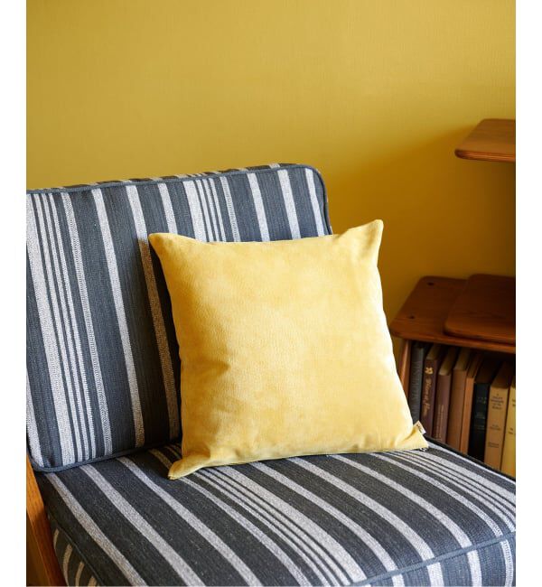 journal standard Furniture「《予約》SUEDE LEATHER CUSHION　クッションカバー」|クッション・クッションカバー|イエロー