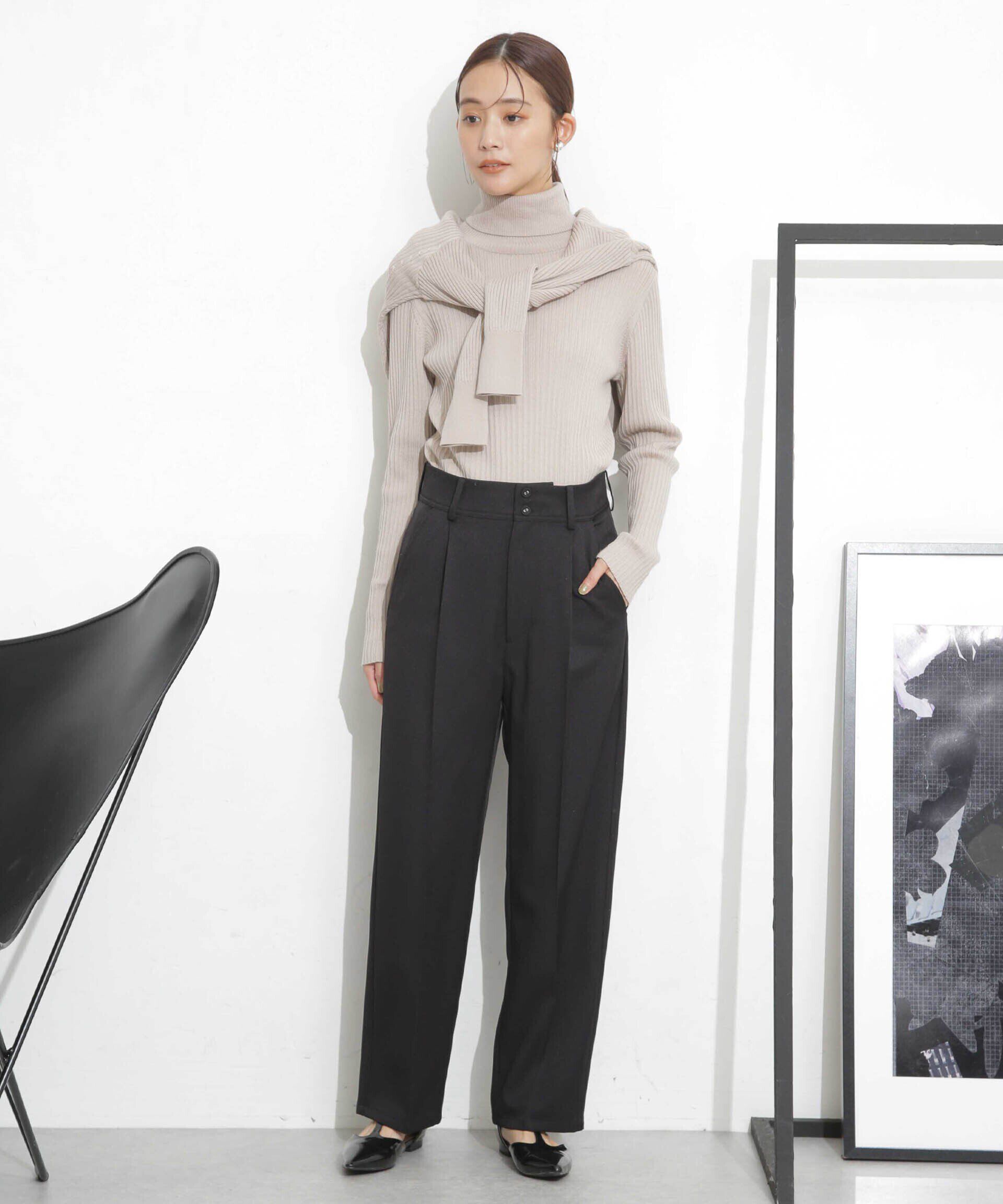 nano･universe「タックテーパードパンツ」|チノ|