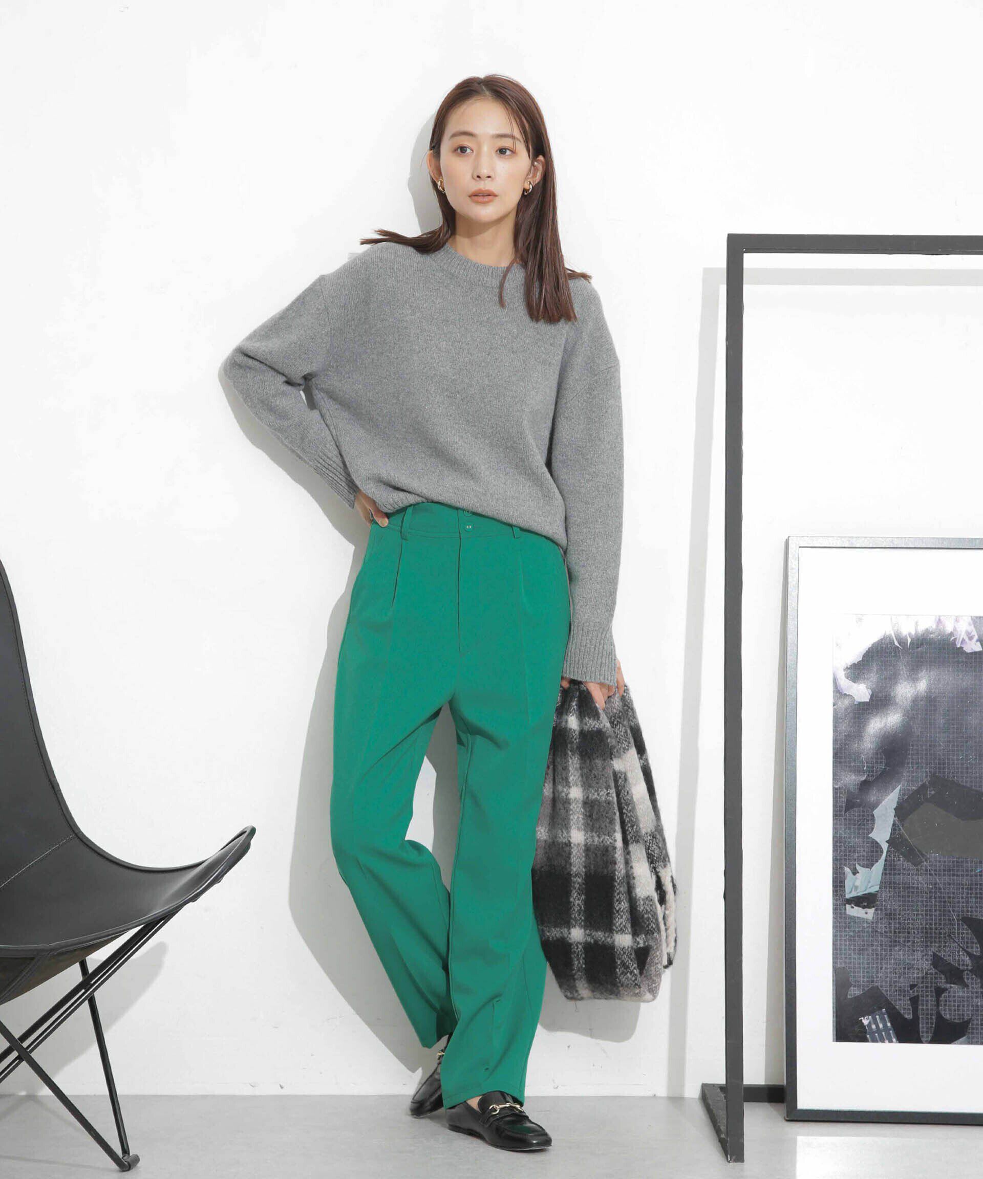 nano･universe「タックテーパードパンツ」|チノ|