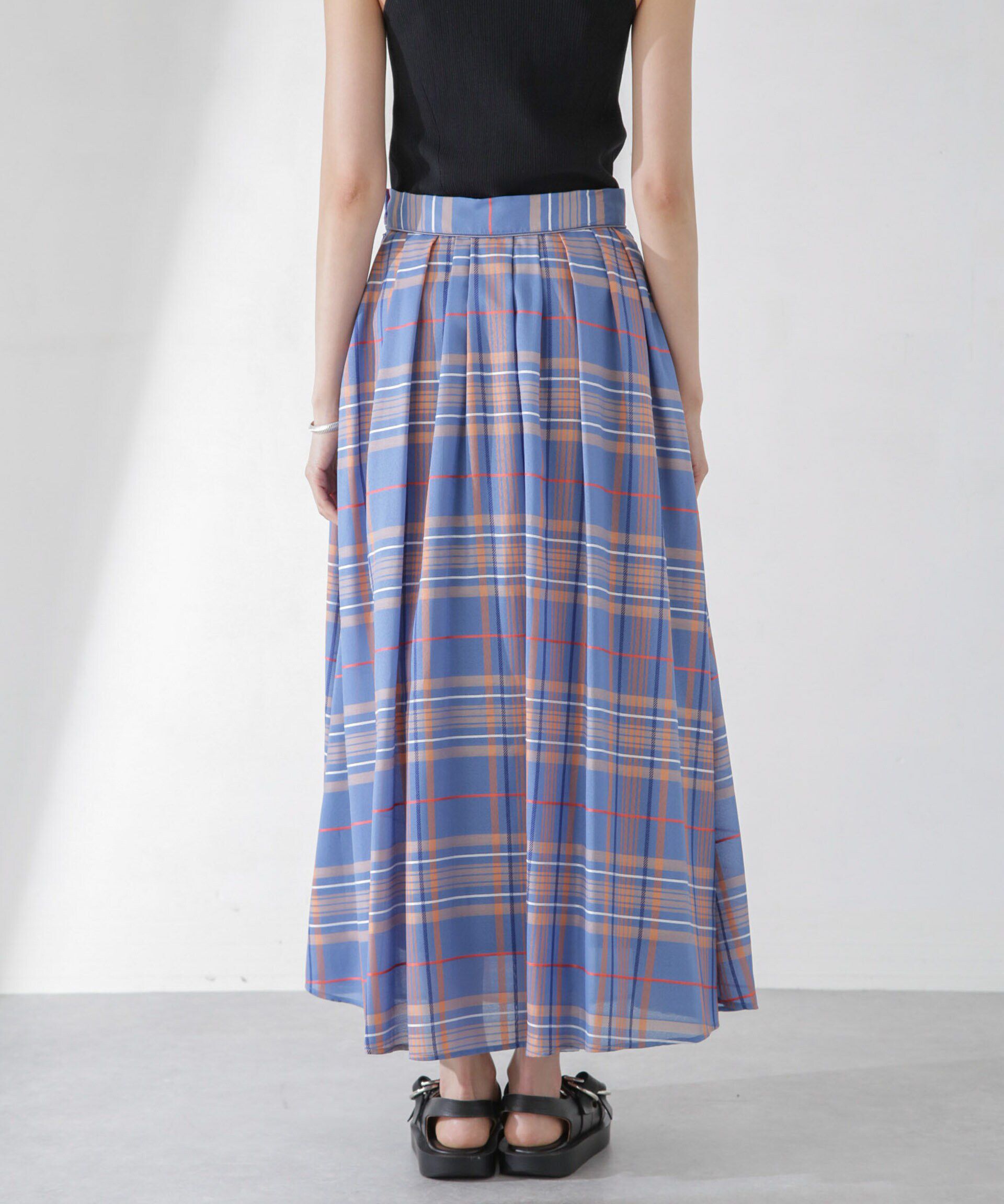 nano･universe「シアーチェックランダムタックスカート」|スカート|