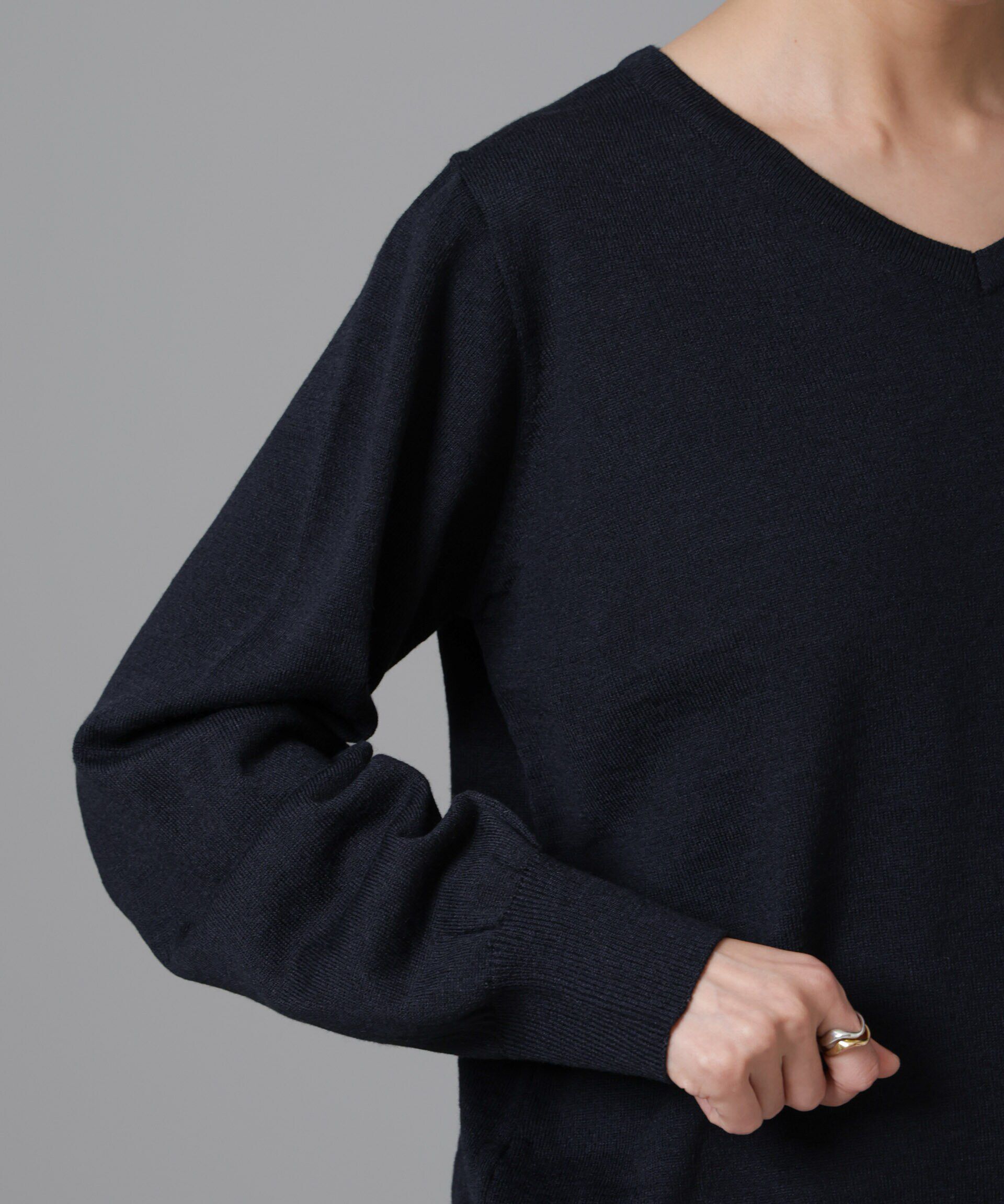 nano･universe「静電気防止 Vネックプルオーバーニット」|ニット・セーター|