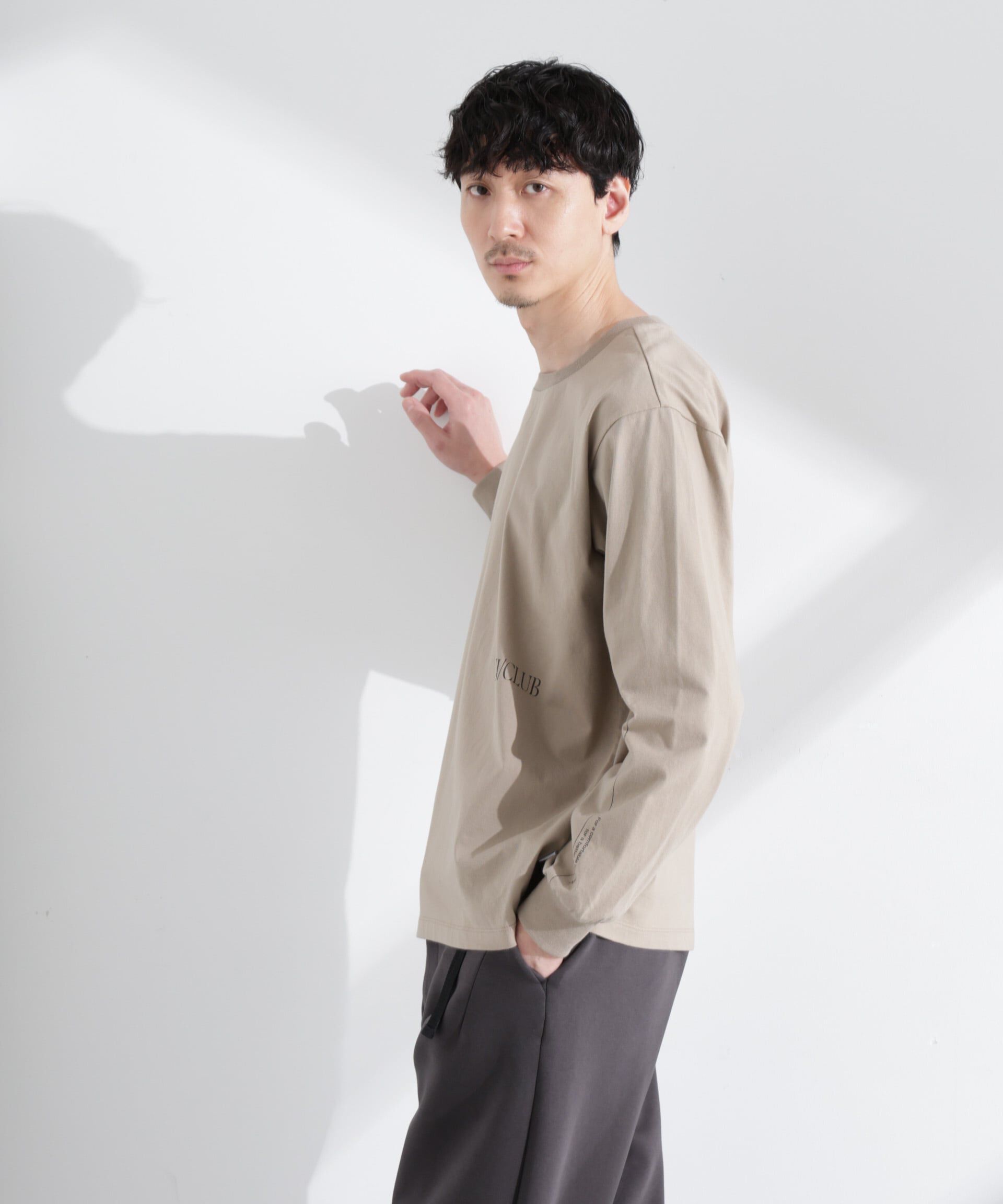 nano･universe「｢NJ/CLUB｣ ロゴプリントロングスリーブTシャツ」|Tシャツ・カットソー|ライトベージ 1