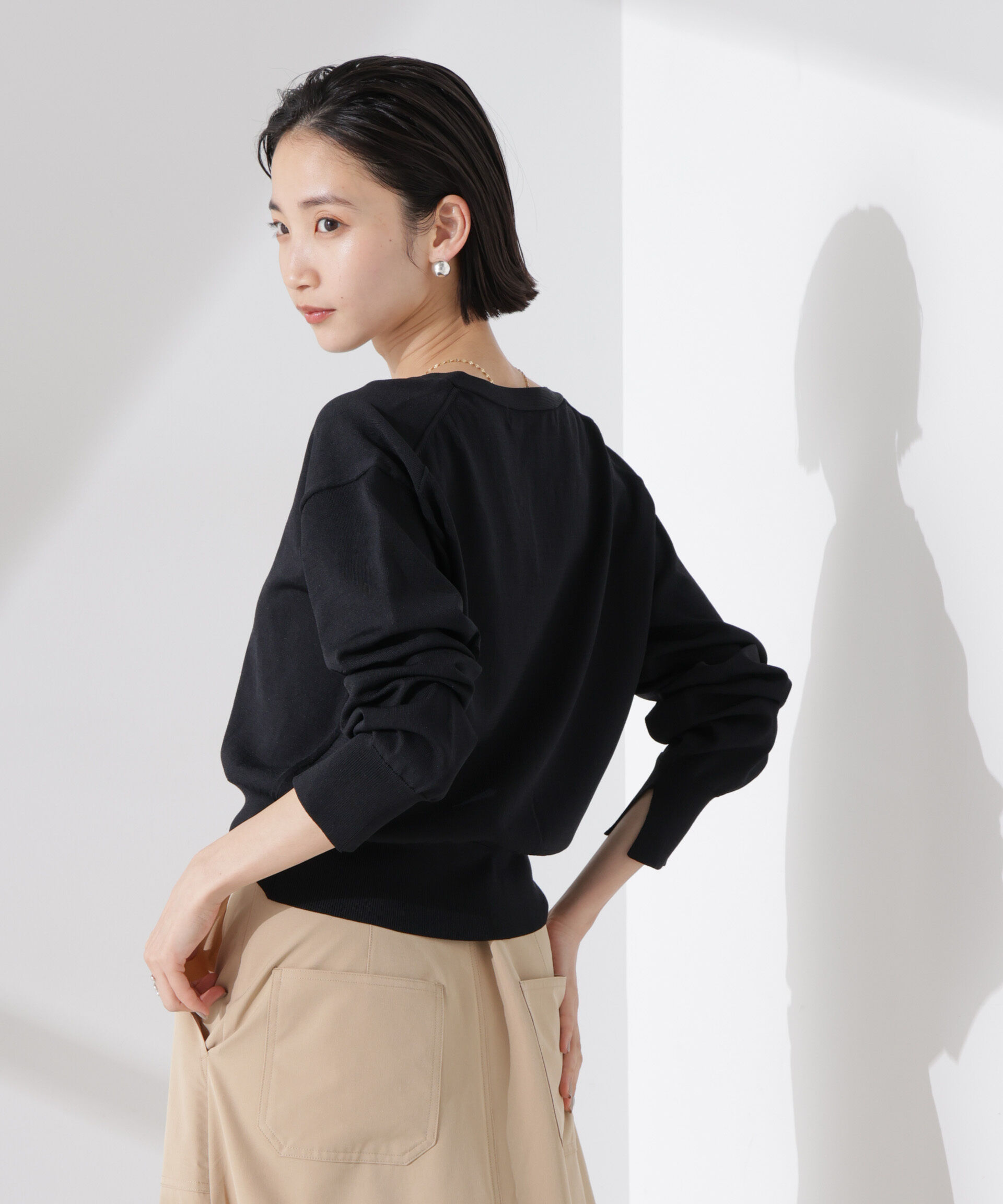 nano･universe「洗濯機洗い可UVカット接触冷感justVネックカーディガン」|ニット・セーター|