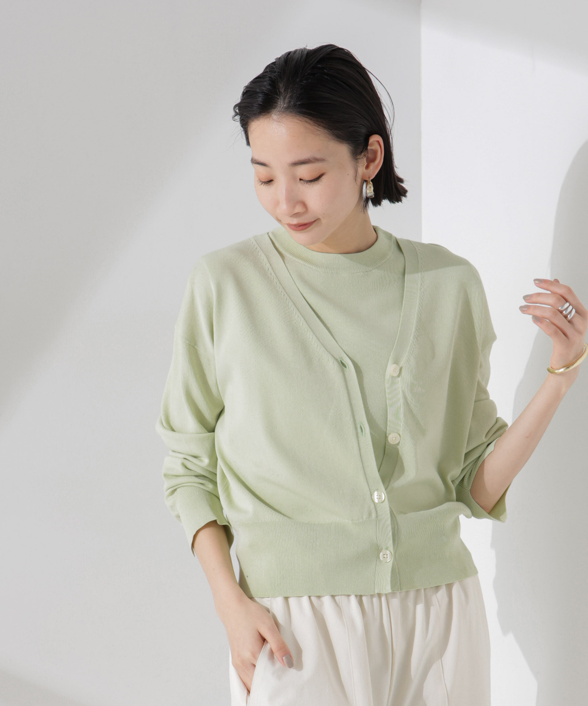 nano･universe「洗濯機洗い可UVカット接触冷感justVネックカーディガン」|ニット・セーター|