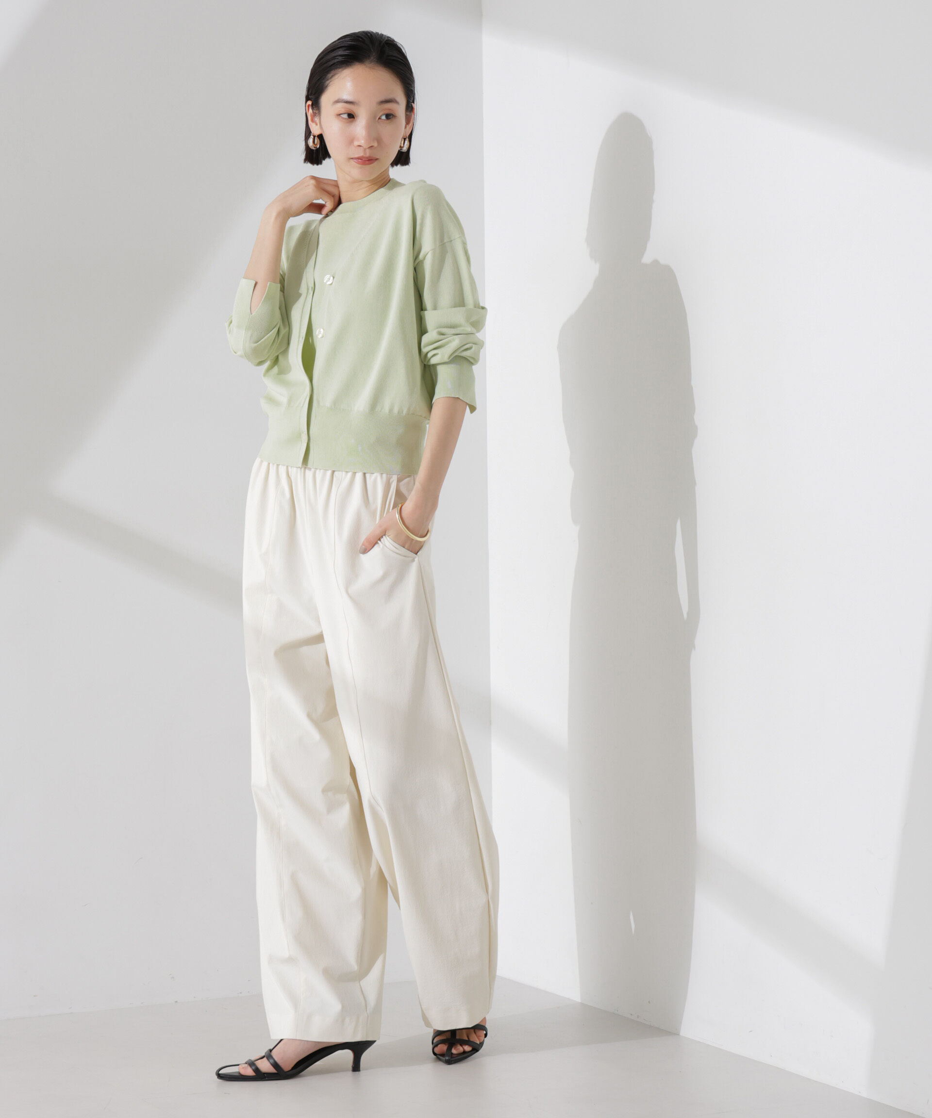 nano･universe「洗濯機洗い可UVカット接触冷感justVネックカーディガン」|ニット・セーター|