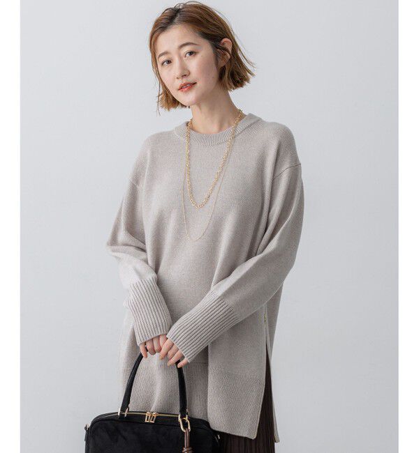 23区「【見上愛さん着用/Oggi掲載/洗える】カシミヤブレンド サイドジップ  ニットチュニック」|ニット・セーター|ベージュ系