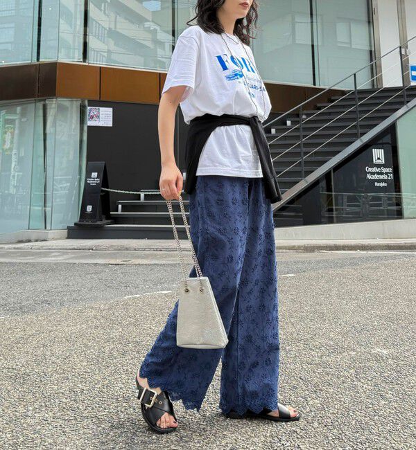 fredy emue「3D刺繍スカラップイージーパンツ」|チノ|