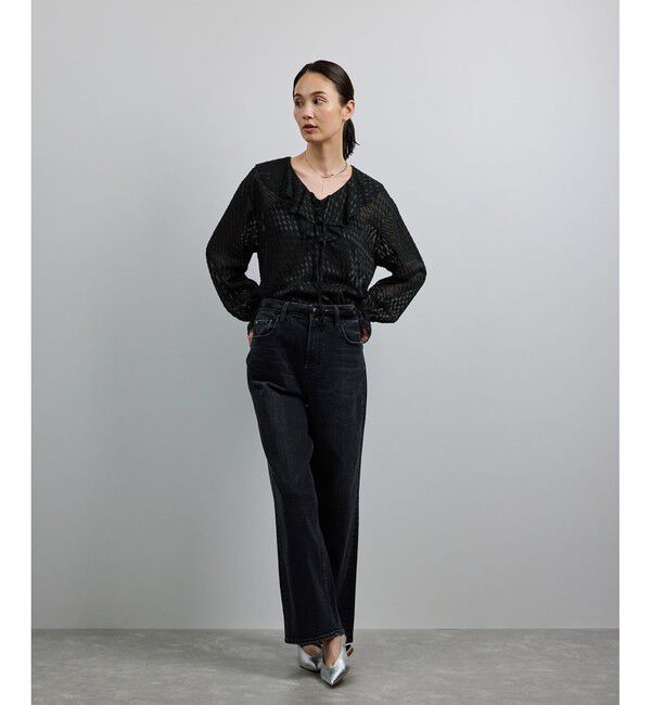 ROPE「【洗える】ラッフルVネックブラウス（ジャガード/リーフプリント）【WEB・一部店舗限定】」|シャツ・ブラウス|